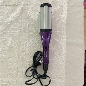 BedHead Purple and Silver Wave Artist; NWOT Works Perfectly!